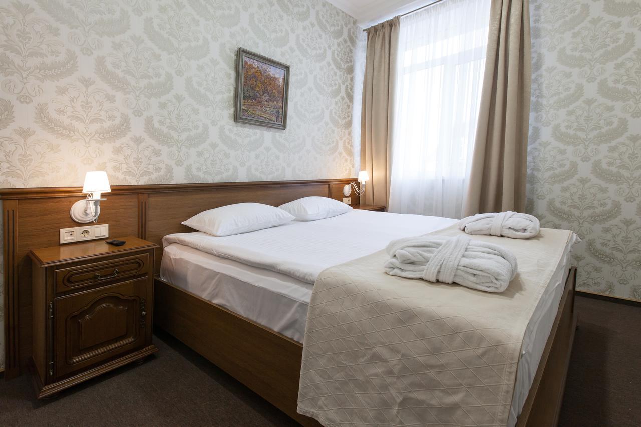 West Park Hotel Sofiivska Borshchahivka Εξωτερικό φωτογραφία