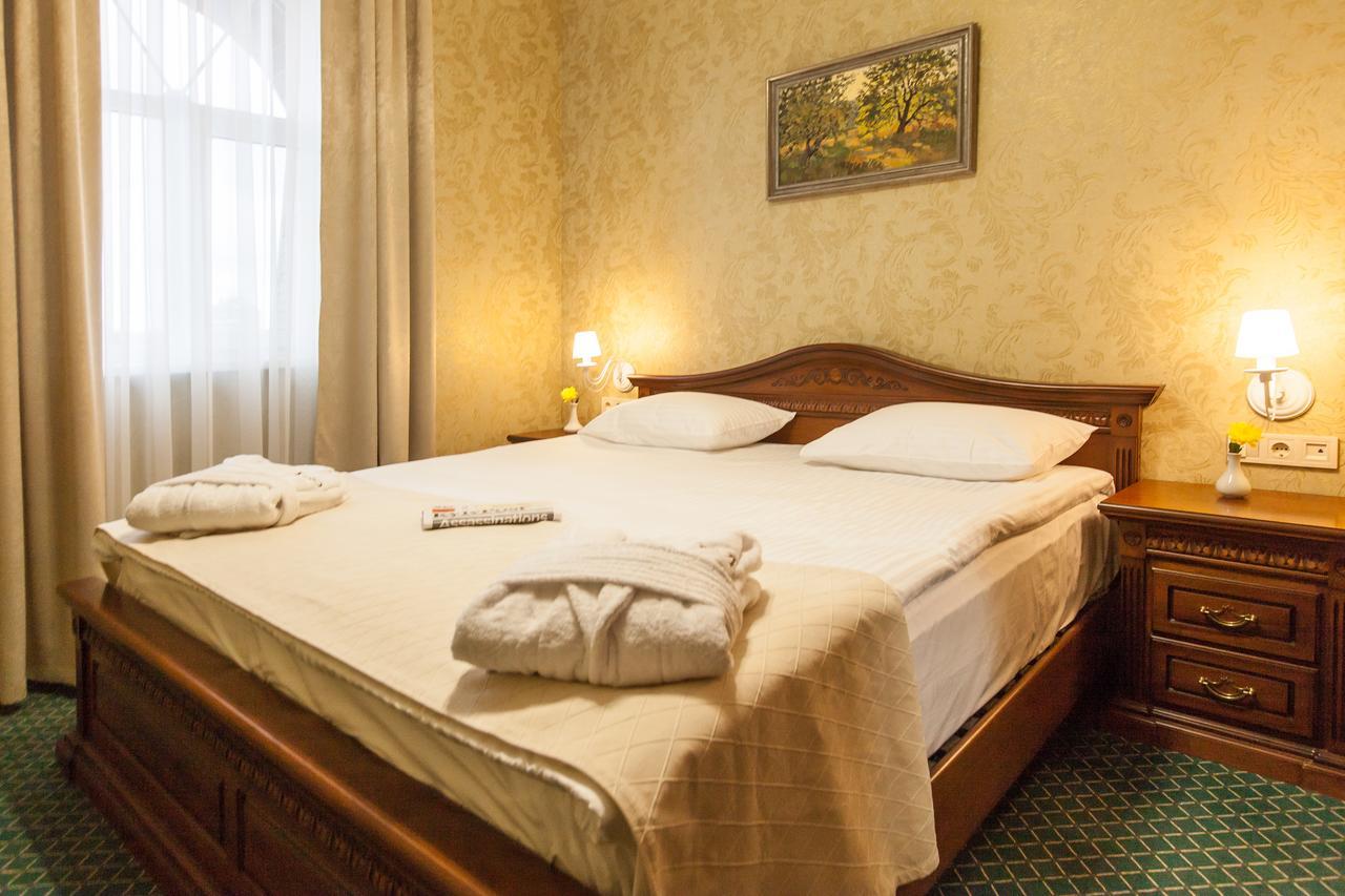 West Park Hotel Sofiivska Borshchahivka Εξωτερικό φωτογραφία